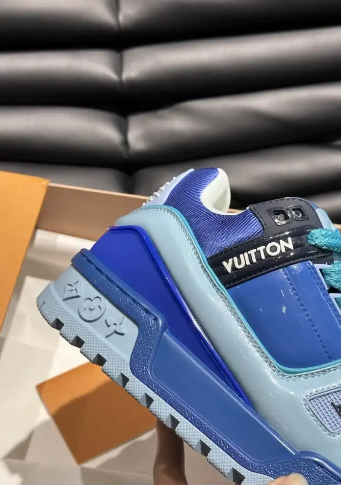 hype Louis Vuitton Sneakers