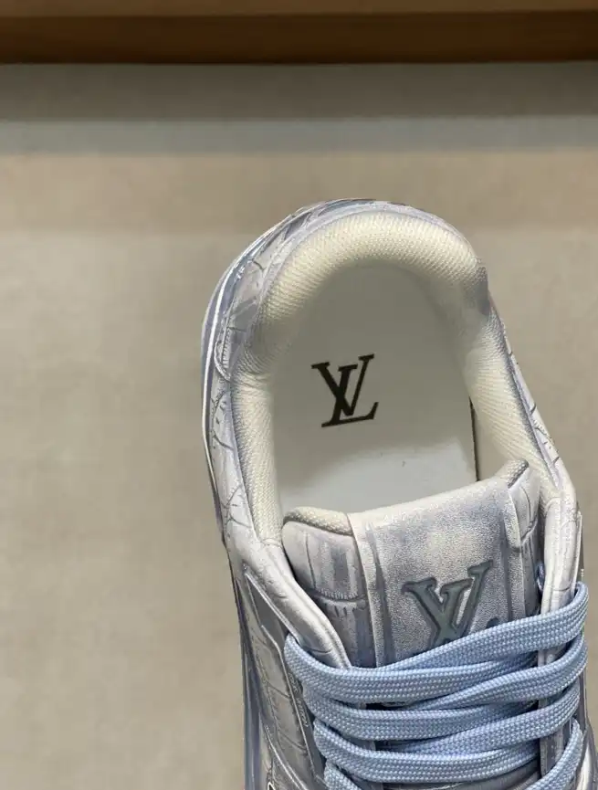 hype Louis Vuitton Sneakers