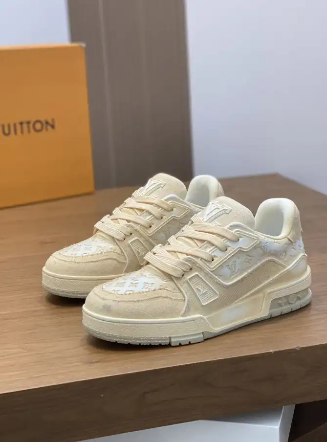 hype Louis Vuitton Sneakers