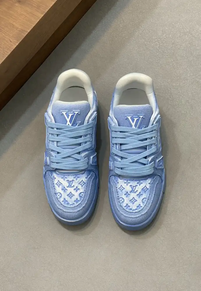 hype Louis Vuitton Sneakers