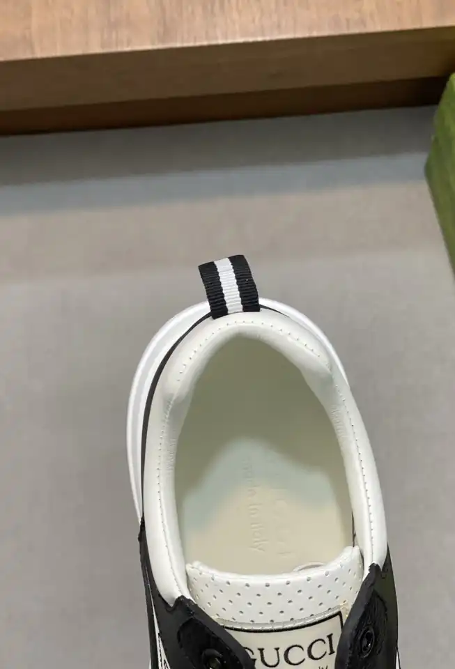 hype Gucci Sneakers