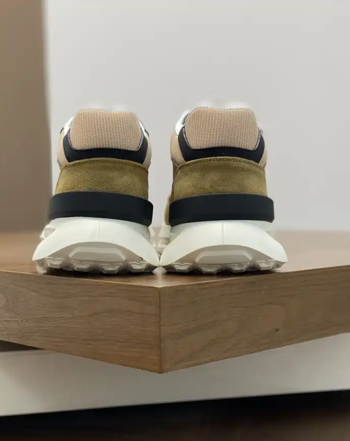 hype Hermes Sneakers