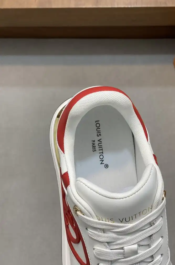 hype Louis Vuitton Sneakers