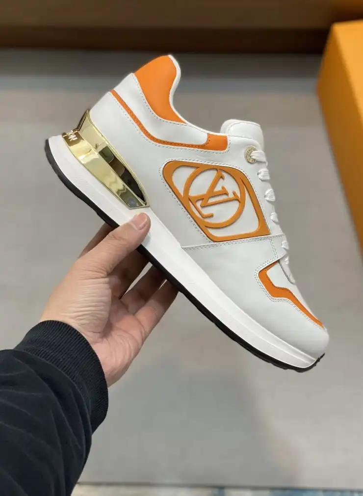 hype Louis Vuitton Sneakers