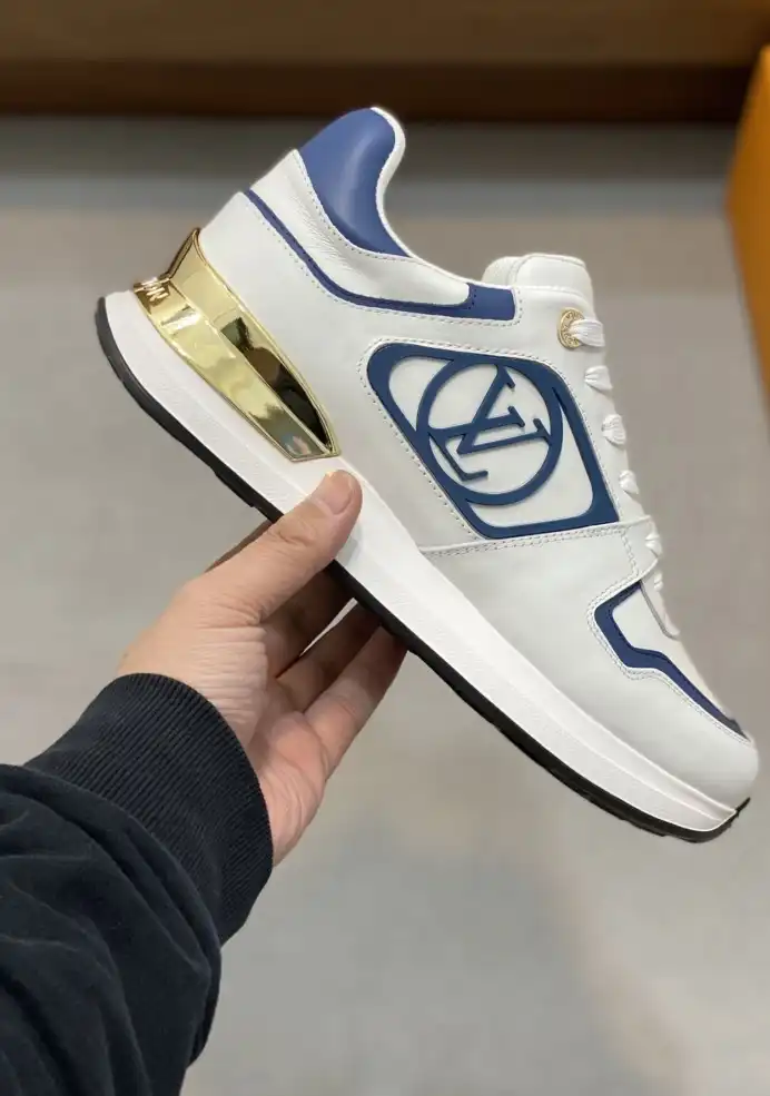 hype Louis Vuitton Sneakers