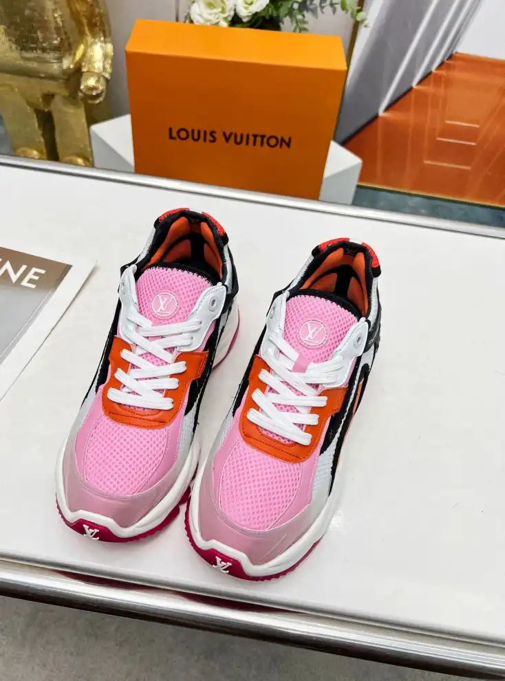 hype Louis Vuitton Sneakers