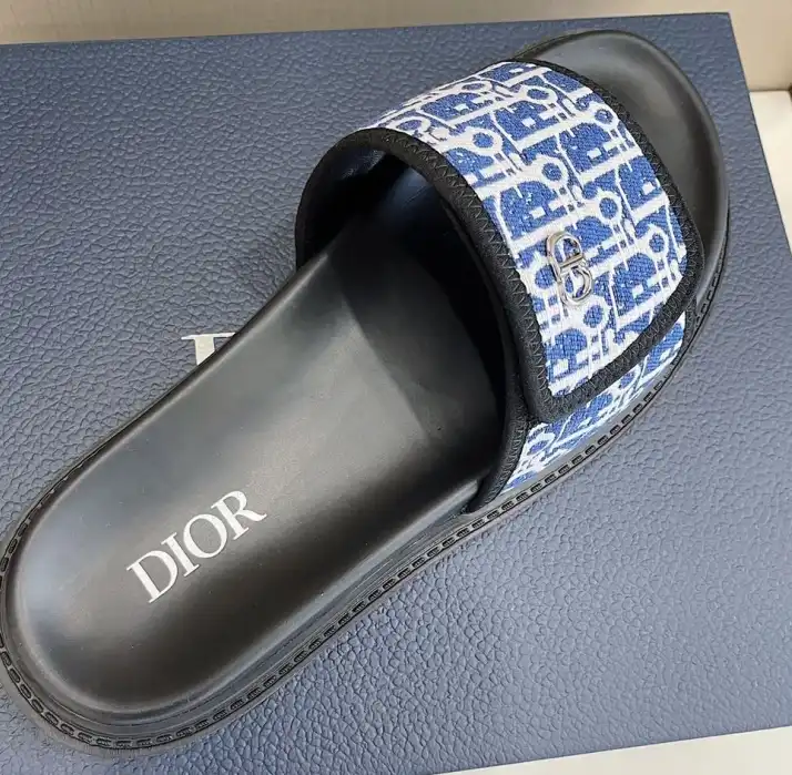 hype Christian Dior Slippers