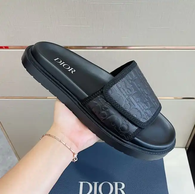 hype Christian Dior Slippers