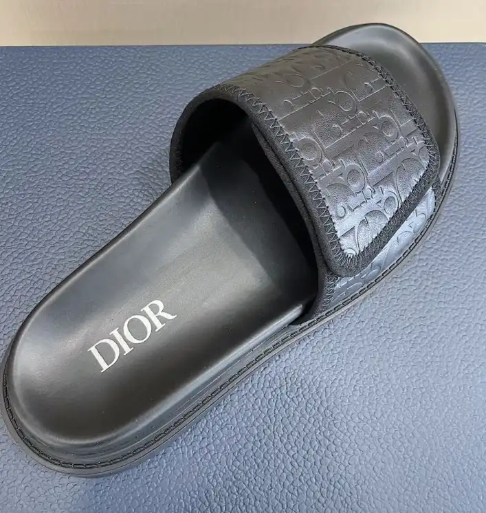 hype Christian Dior Slippers