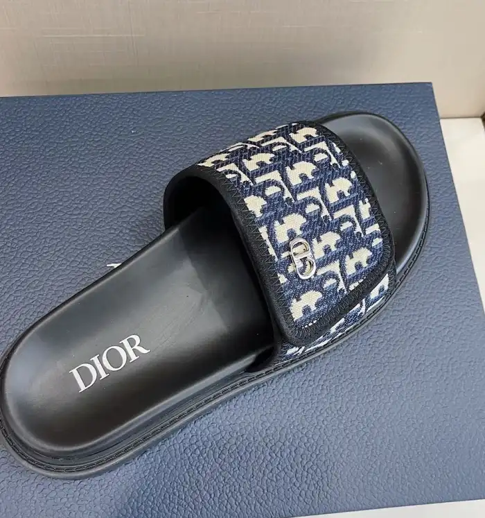 hype Christian Dior Slippers