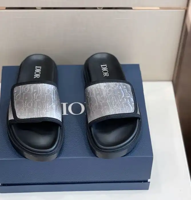 hype Christian Dior Slippers