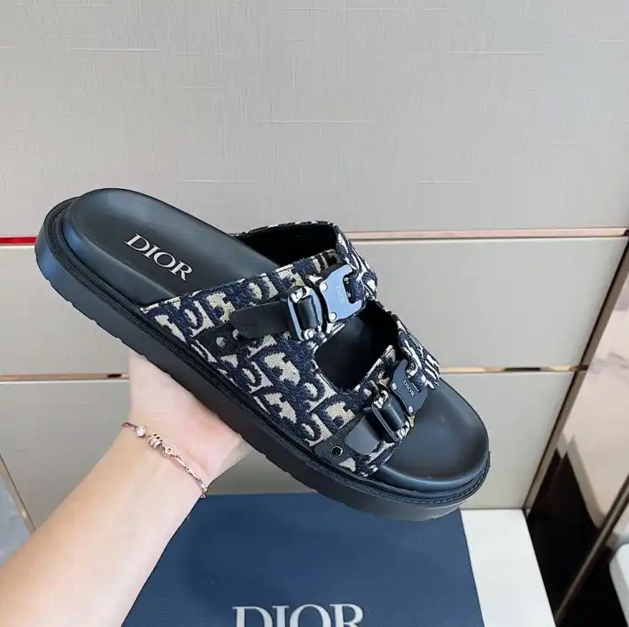 hype Christian Dior Slippers