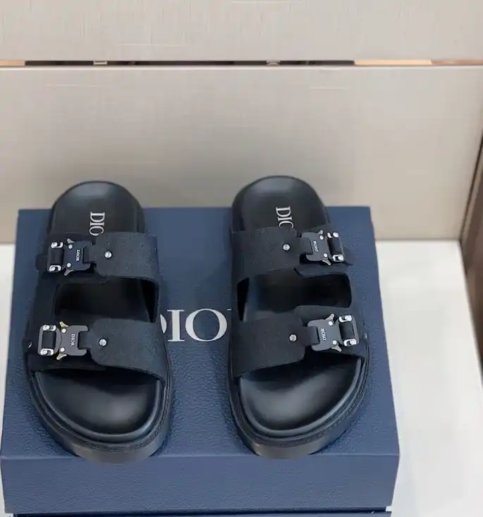 hype Christian Dior Slippers