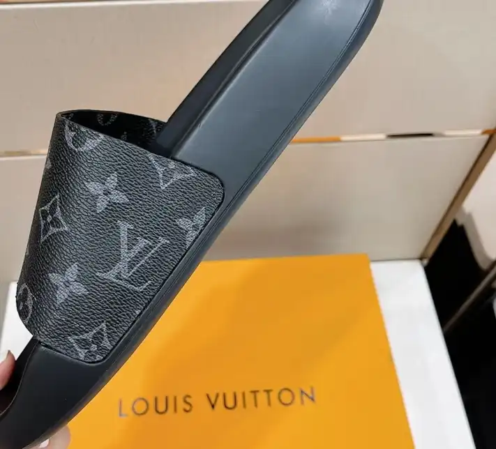 hype LV Slippers