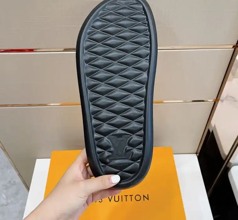 hype LV Slippers