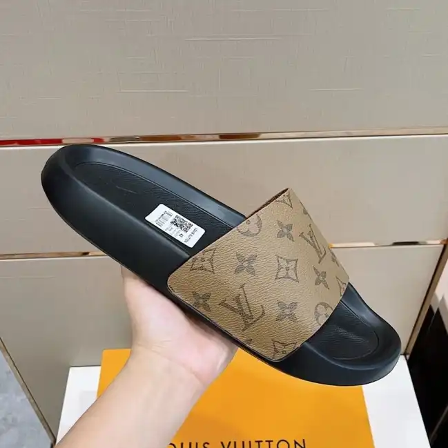 hype LV Slippers