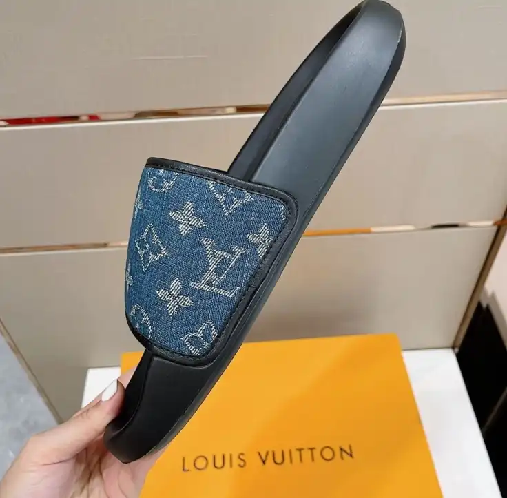 hype LV Slippers