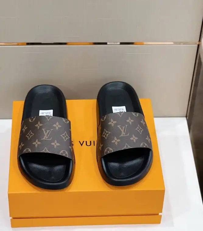 hype LV Slippers