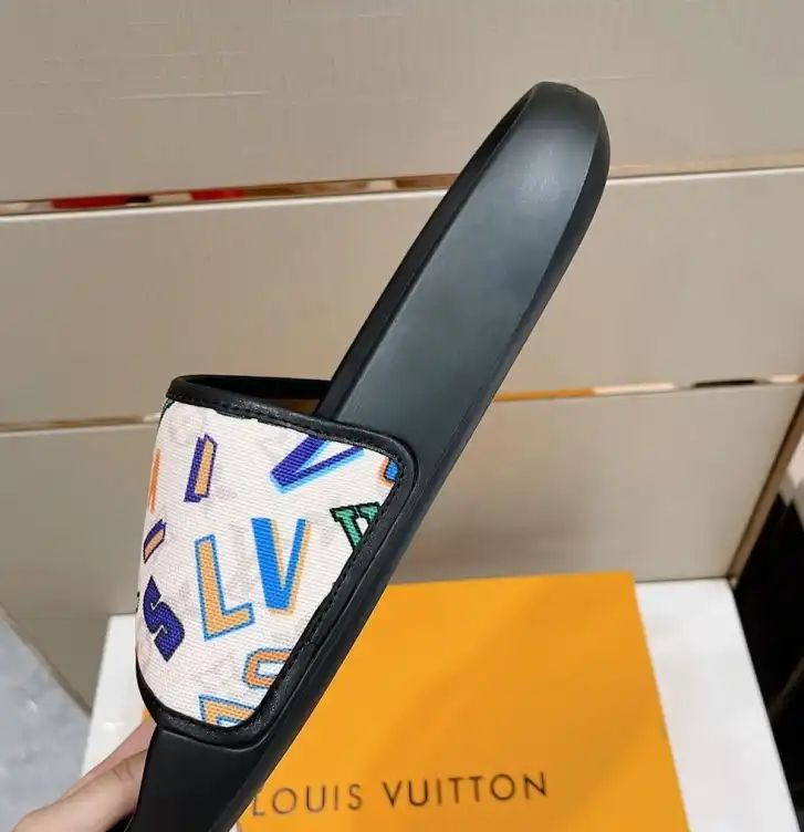 hype LV Slippers