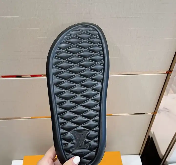 hype LV Slippers