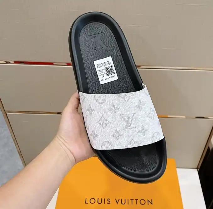 hype LV Slippers