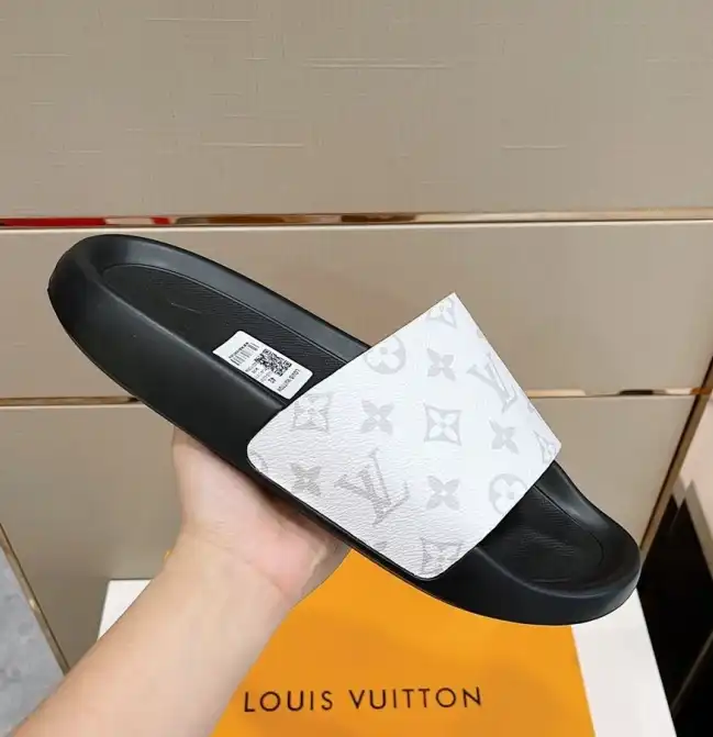 hype LV Slippers