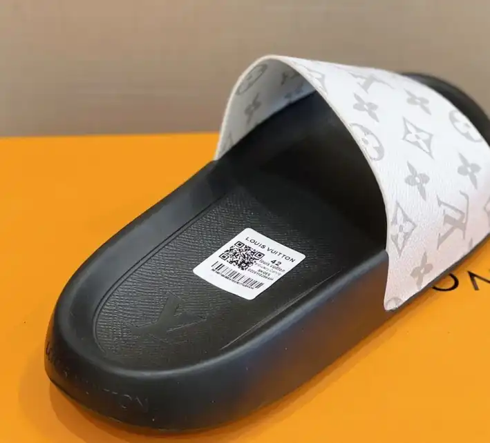 hype LV Slippers