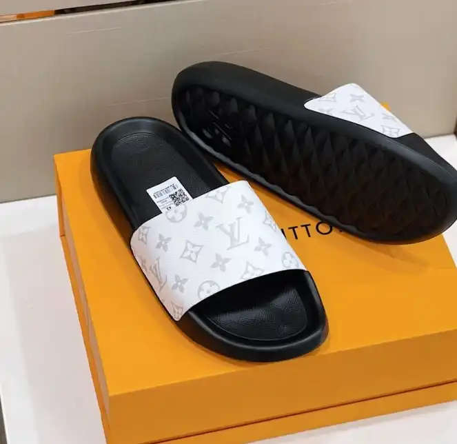 hype LV Slippers