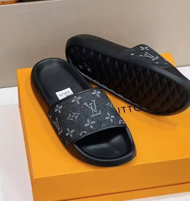 hype LV Slippers