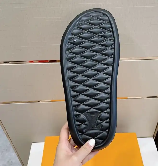 hype LV Slippers