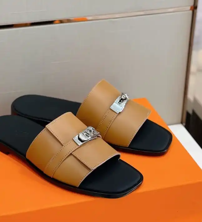 hype Hermes Slippers