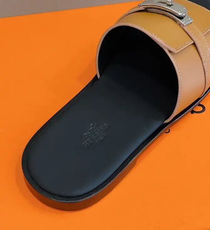 hype Hermes Slippers