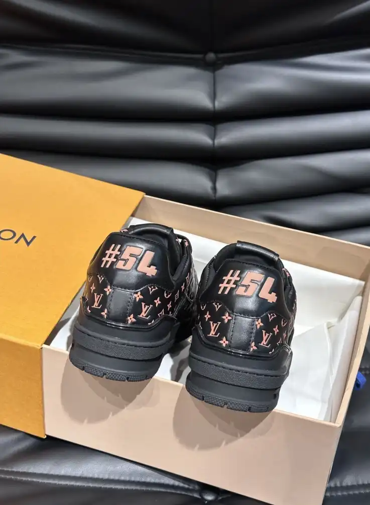 hype Louis Vuitton Sneakers