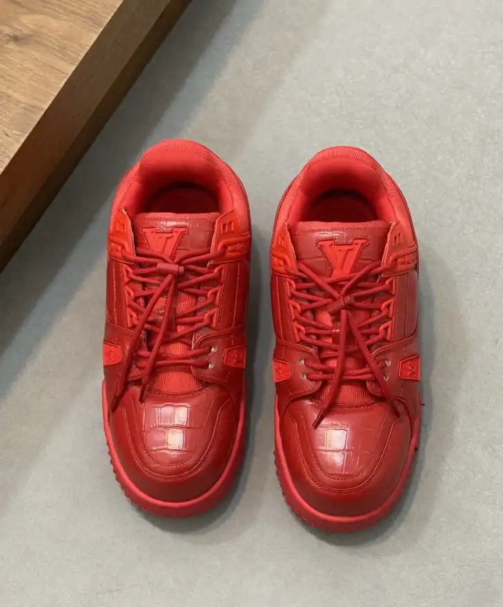 hype Louis Vuitton Sneakers