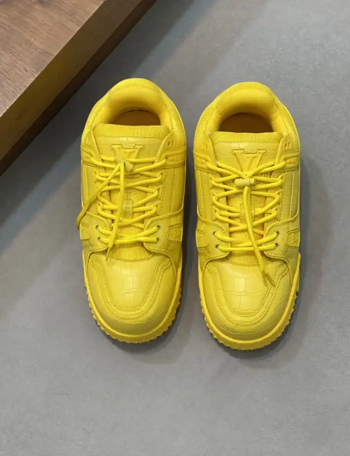 hype Louis Vuitton Sneakers