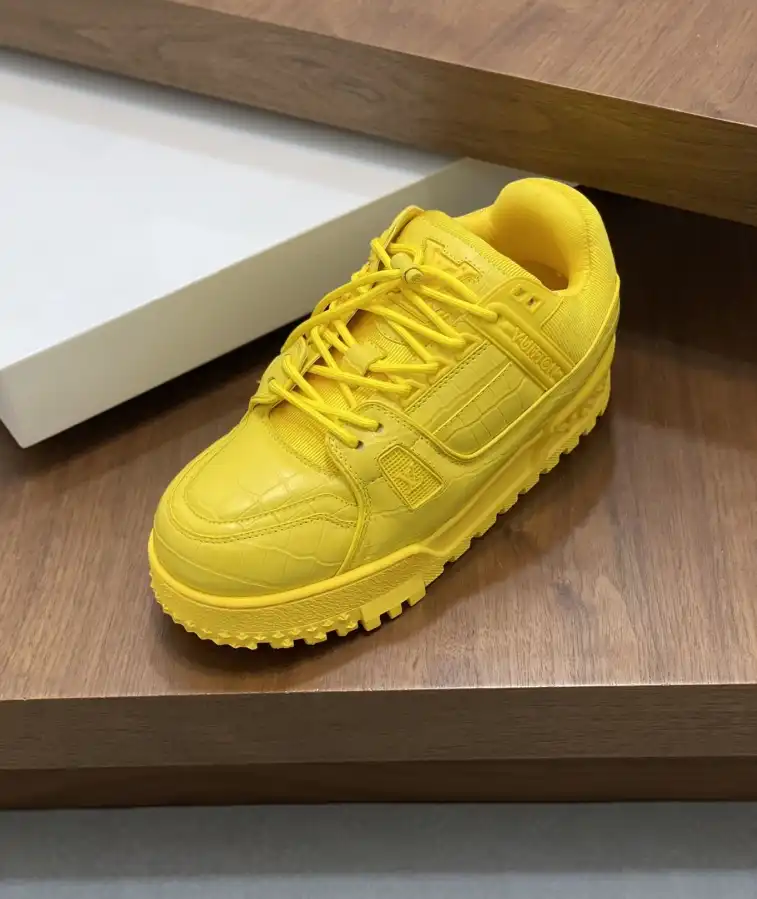 hype Louis Vuitton Sneakers