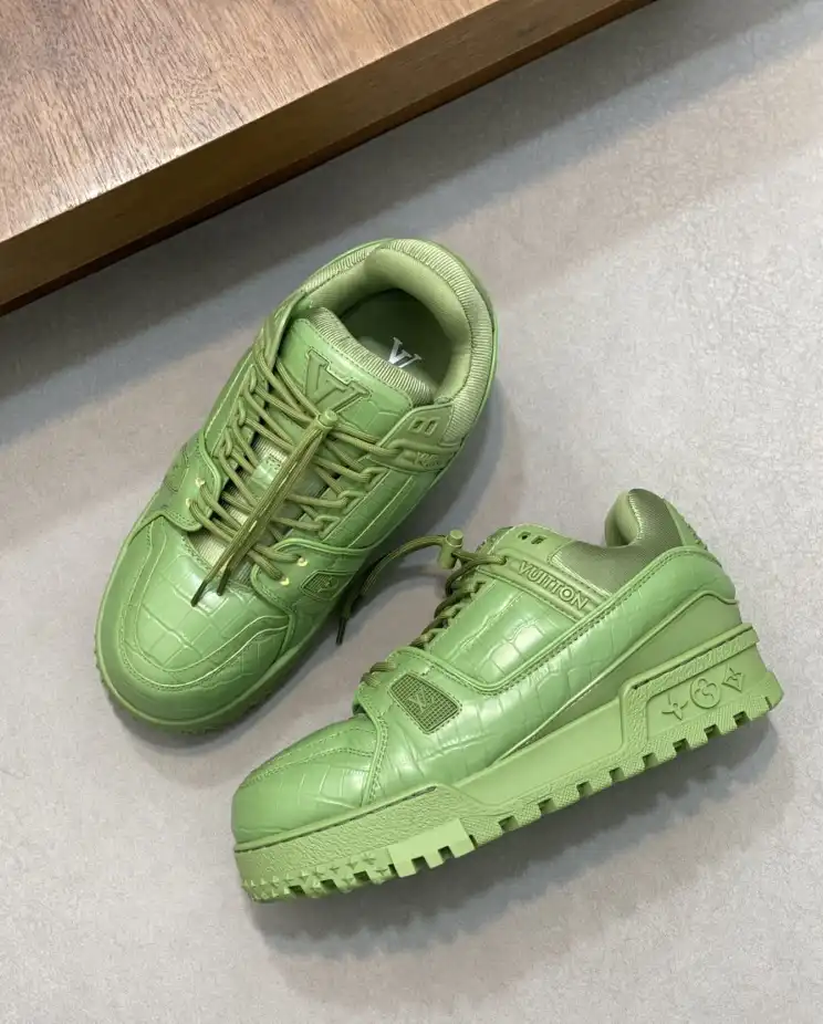 hype Louis Vuitton Sneakers