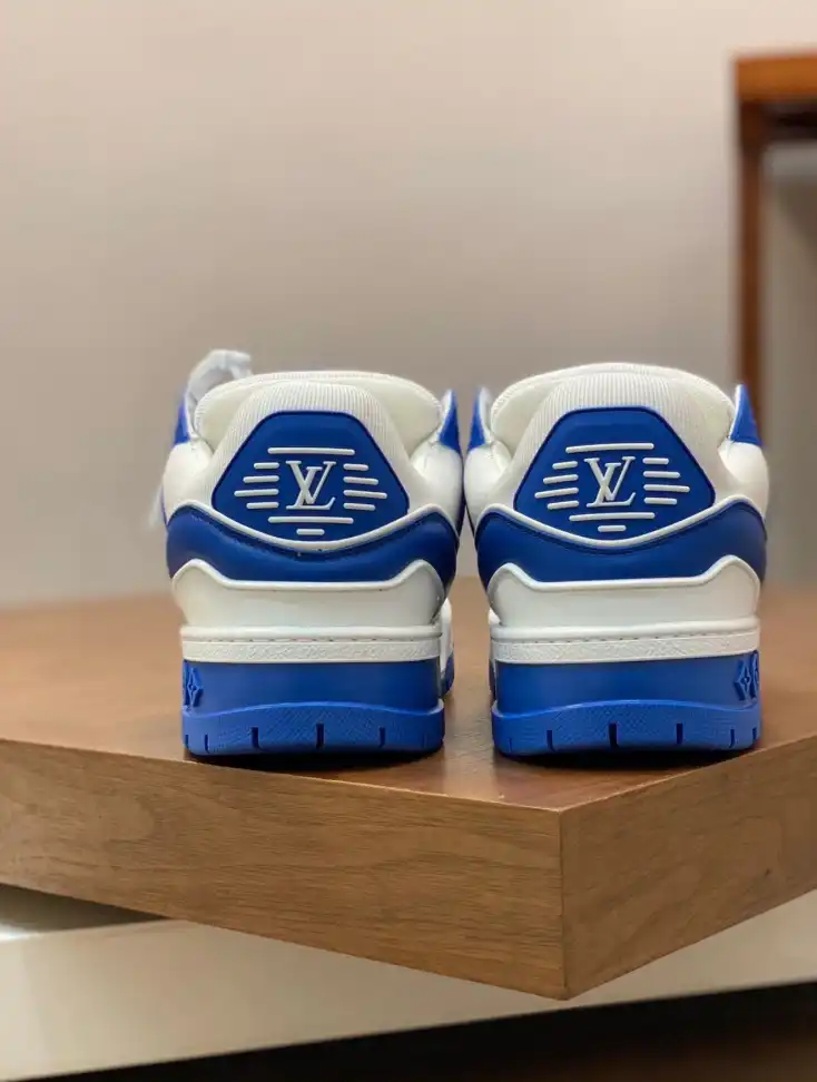 hype Louis Vuitton Sneakers