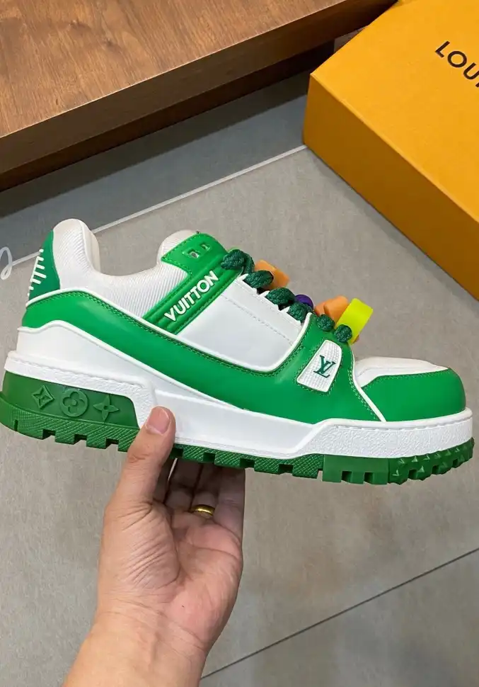 hype Louis Vuitton Sneakers