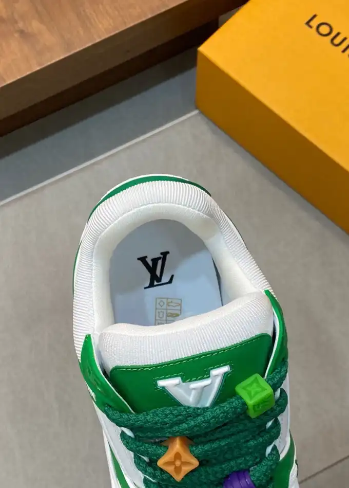 hype Louis Vuitton Sneakers