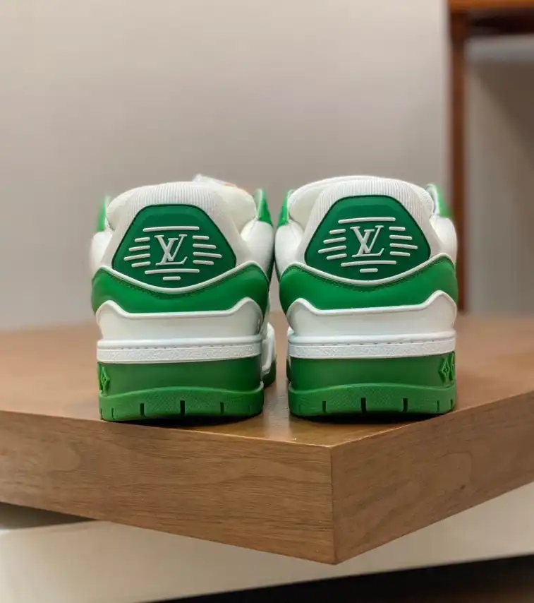 hype Louis Vuitton Sneakers