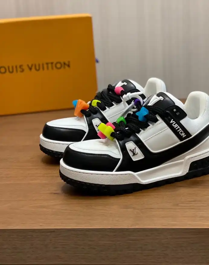 hype Louis Vuitton Sneakers