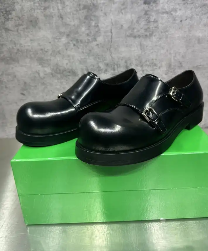 hype Bottega Veneta Leather Shoes