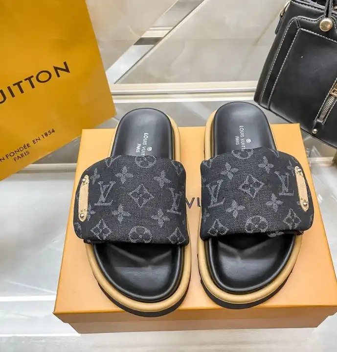 hype LV Slippers