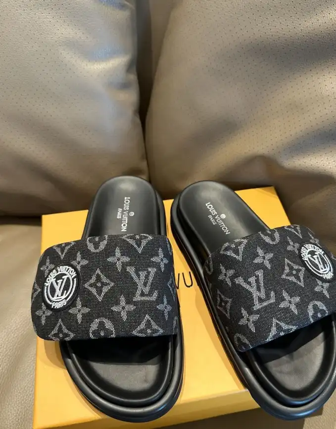 hype LV Slippers