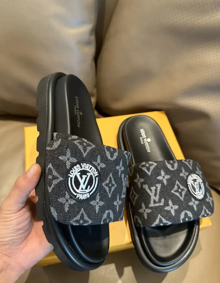 hype LV Slippers