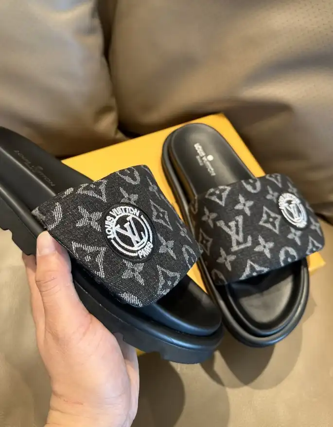 hype LV Slippers