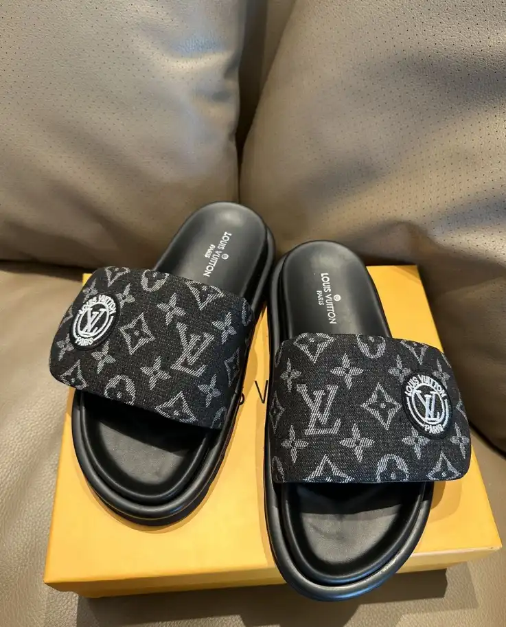 hype LV Slippers