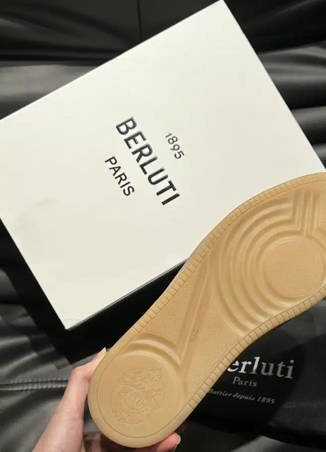 hype Berluti Sneakers