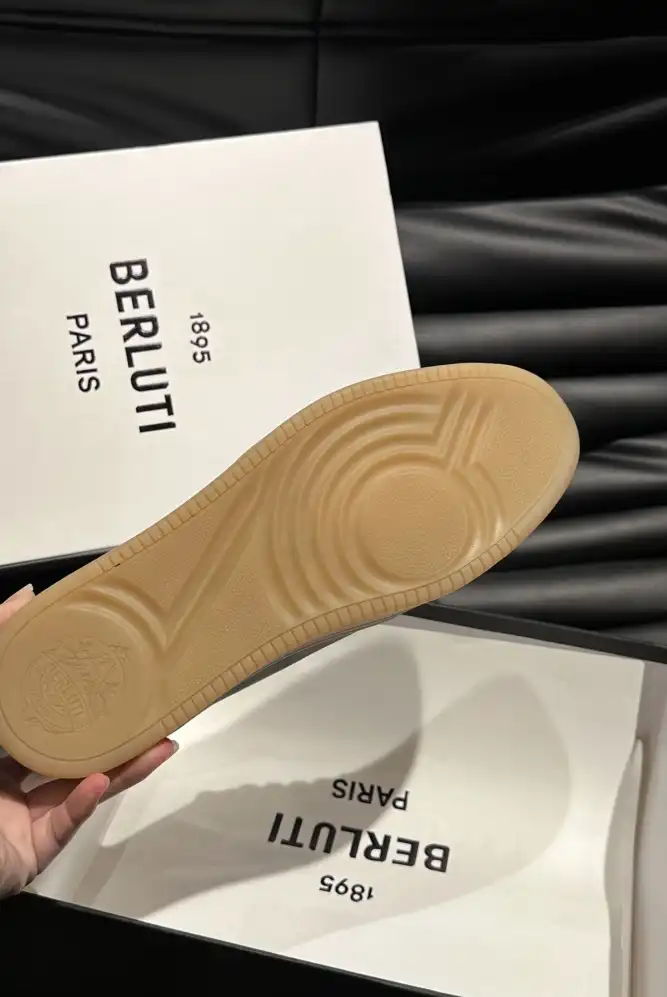 hype Berluti Sneakers